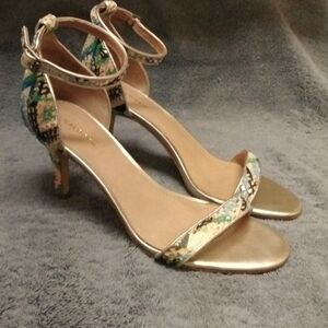 Halogen ankle strap metallic gold & multi-color sandals